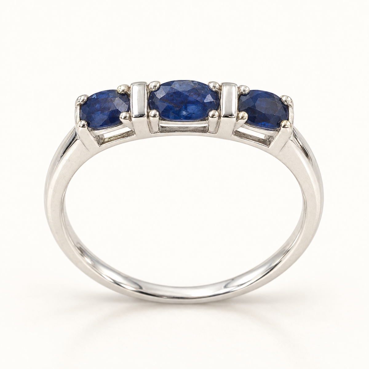 The Sapphire Trilogy str.60